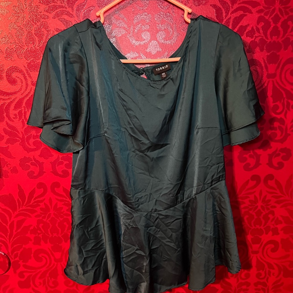 3 for $20! Forest green torrid peplum top sz 00